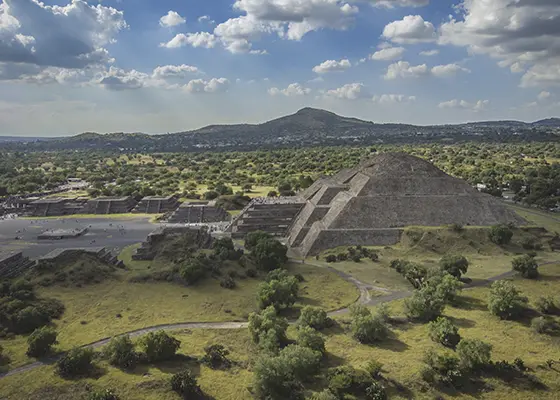 Pyramids-of-Teotihuacan